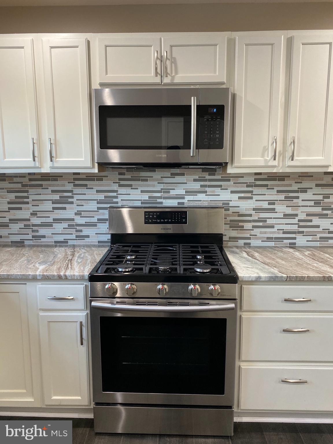 2028 North Rolling Road Baltimore, MD 21244 - Photo 8 of 64