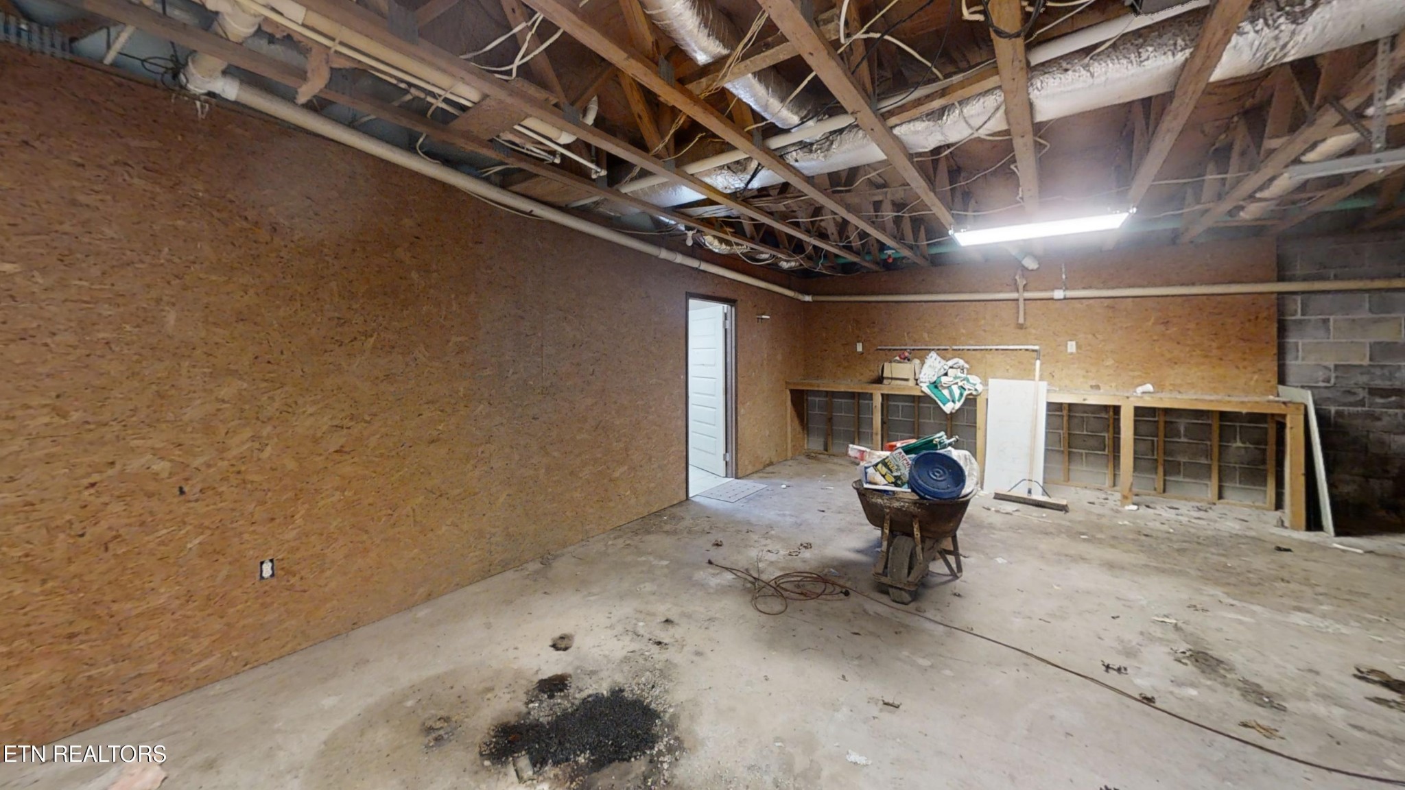 166 Nolan Lane Heiskell, TN 37754 - Photo 17 of 35