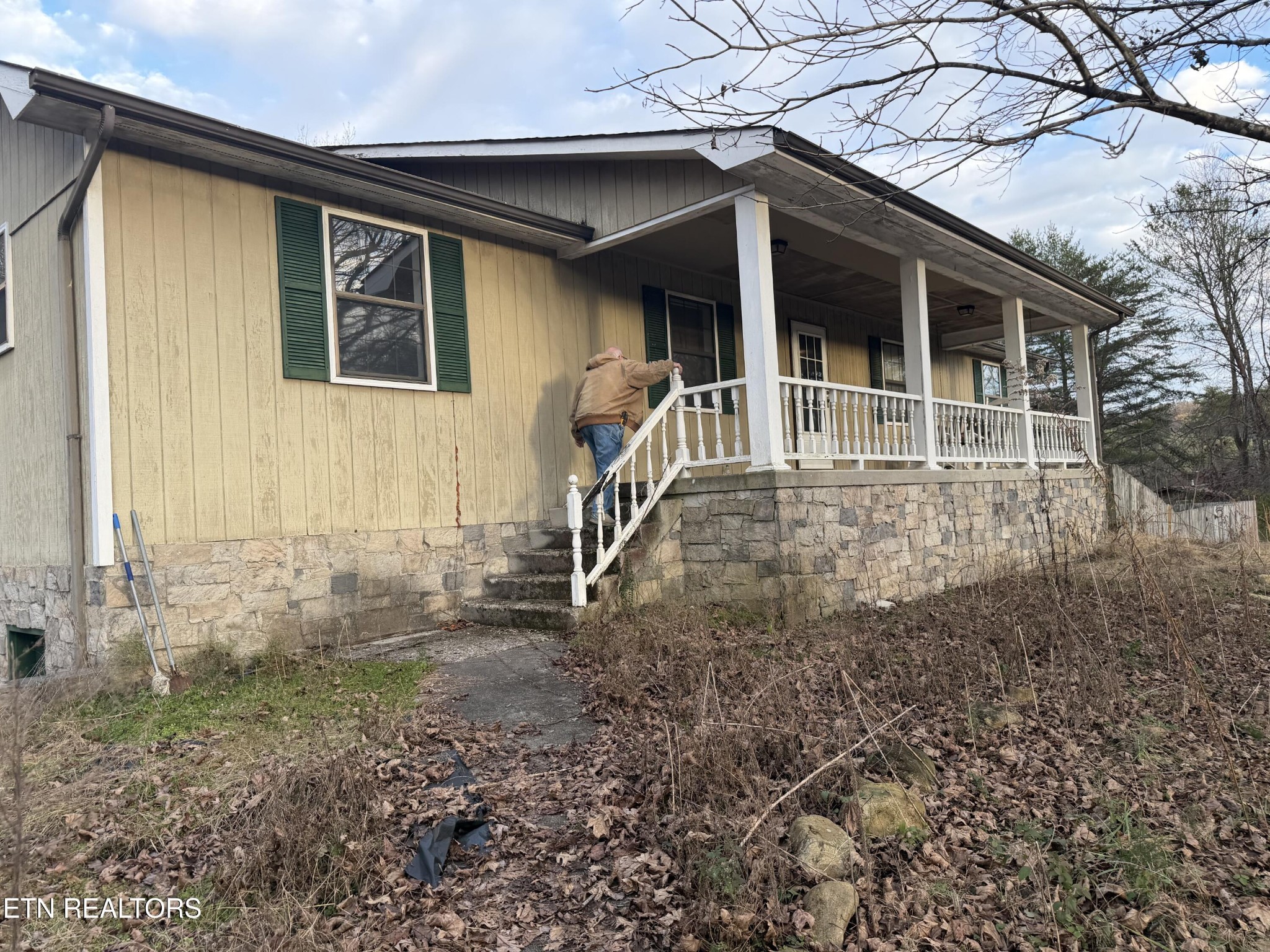 166 Nolan Lane Heiskell, TN 37754 - Photo 34 of 35