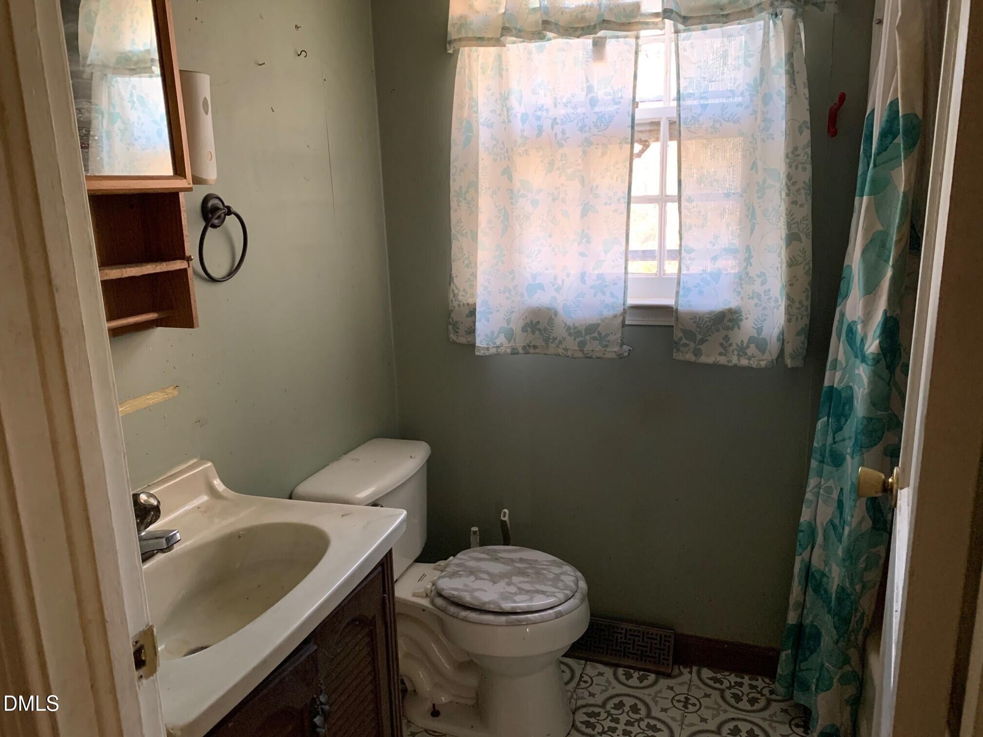 310 Wesleyan Heights Road Roxboro, NC 27573 - Photo 7 of 14 Wesleyan Bathroom