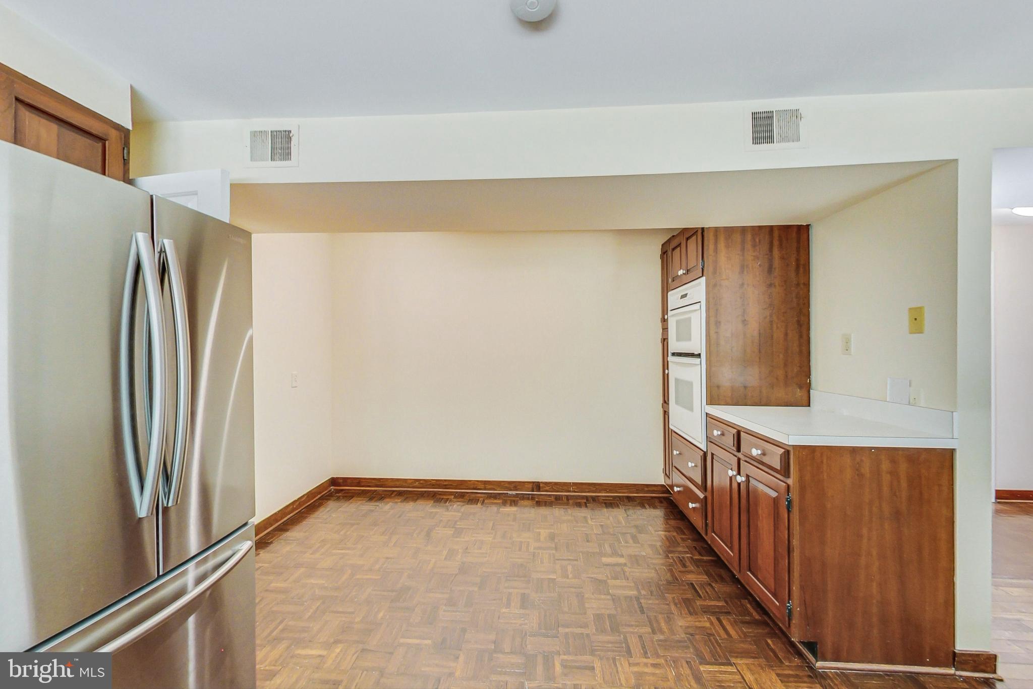 9206 Potomac Ridge Road Great Falls, VA 22066 - Photo 13 of 60 Gallery Image 13