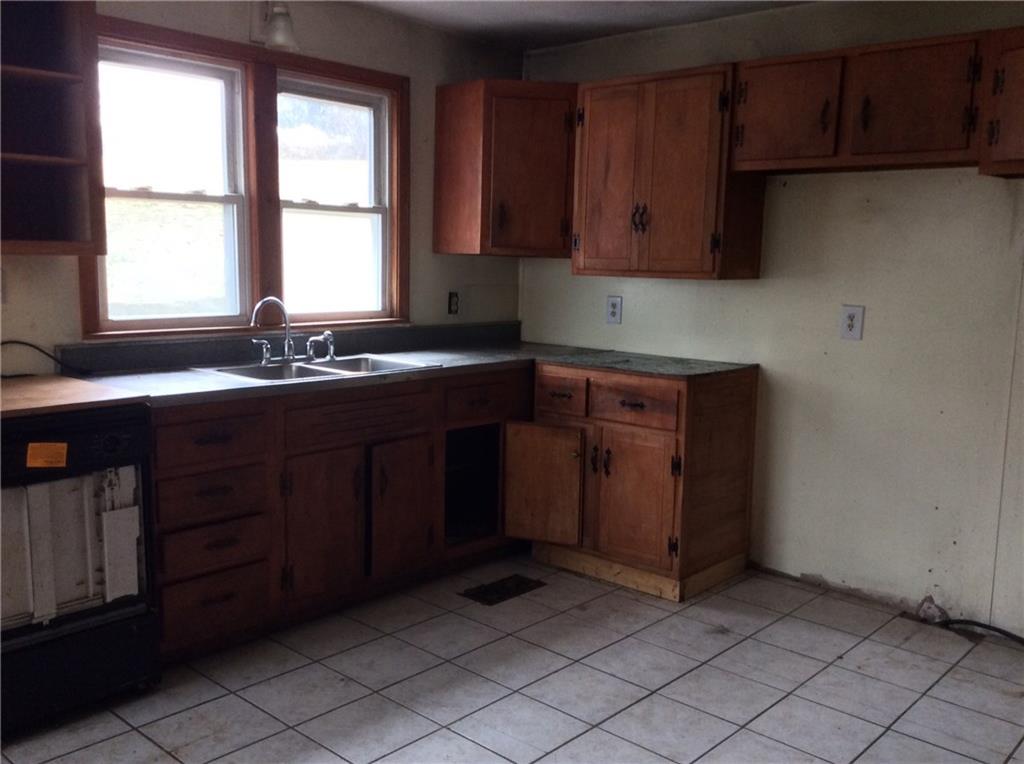 720 West Liberty Road Slippery Rock, PA 16057 - Photo 3 of 25
