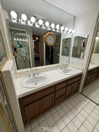 $779,000 | 19534 Kiningham Drive, Bloomington, CA 92316