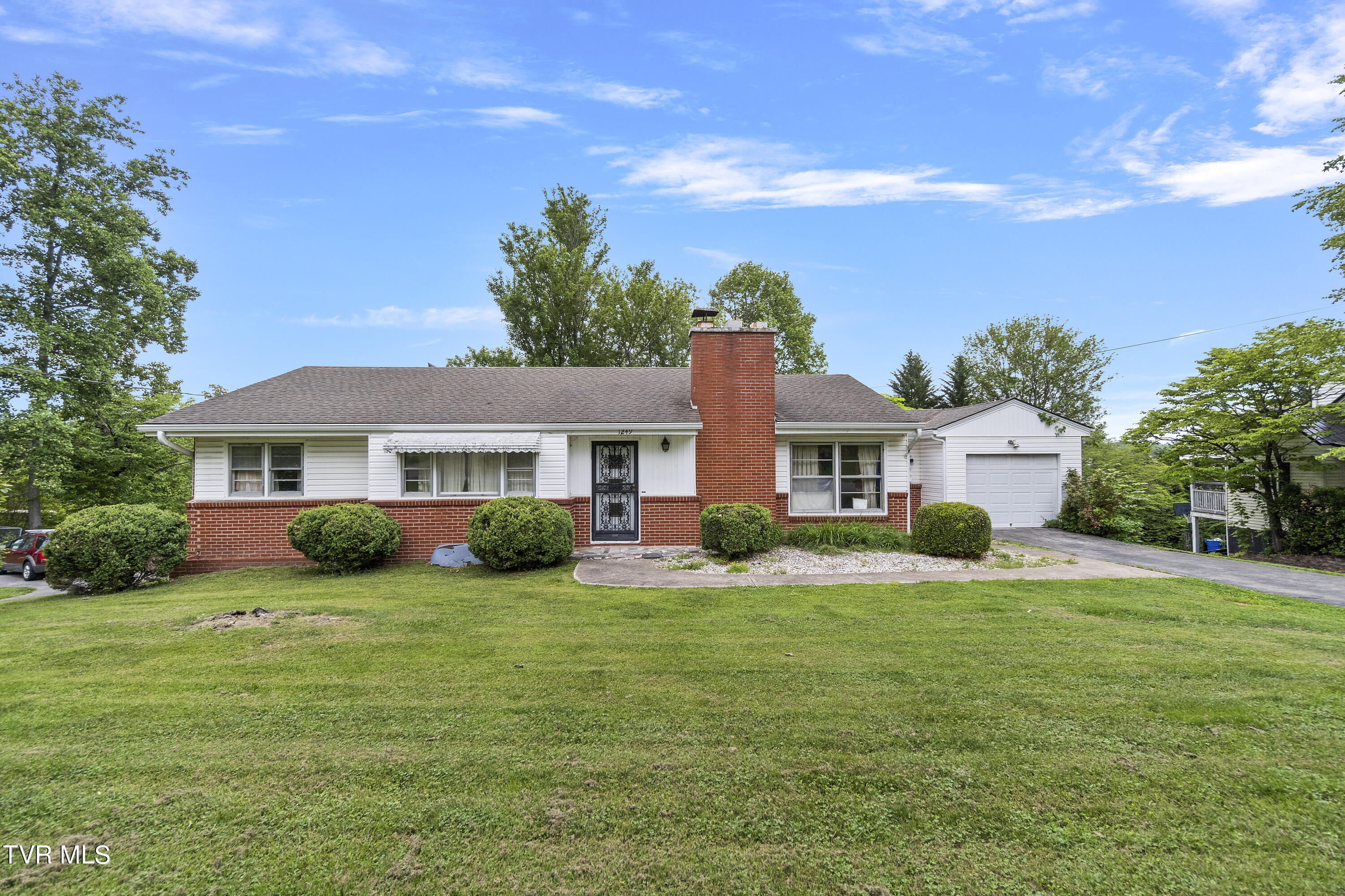 1249 Robinhood Road Greeneville, TN 37745 - Photo 28 of 38 28