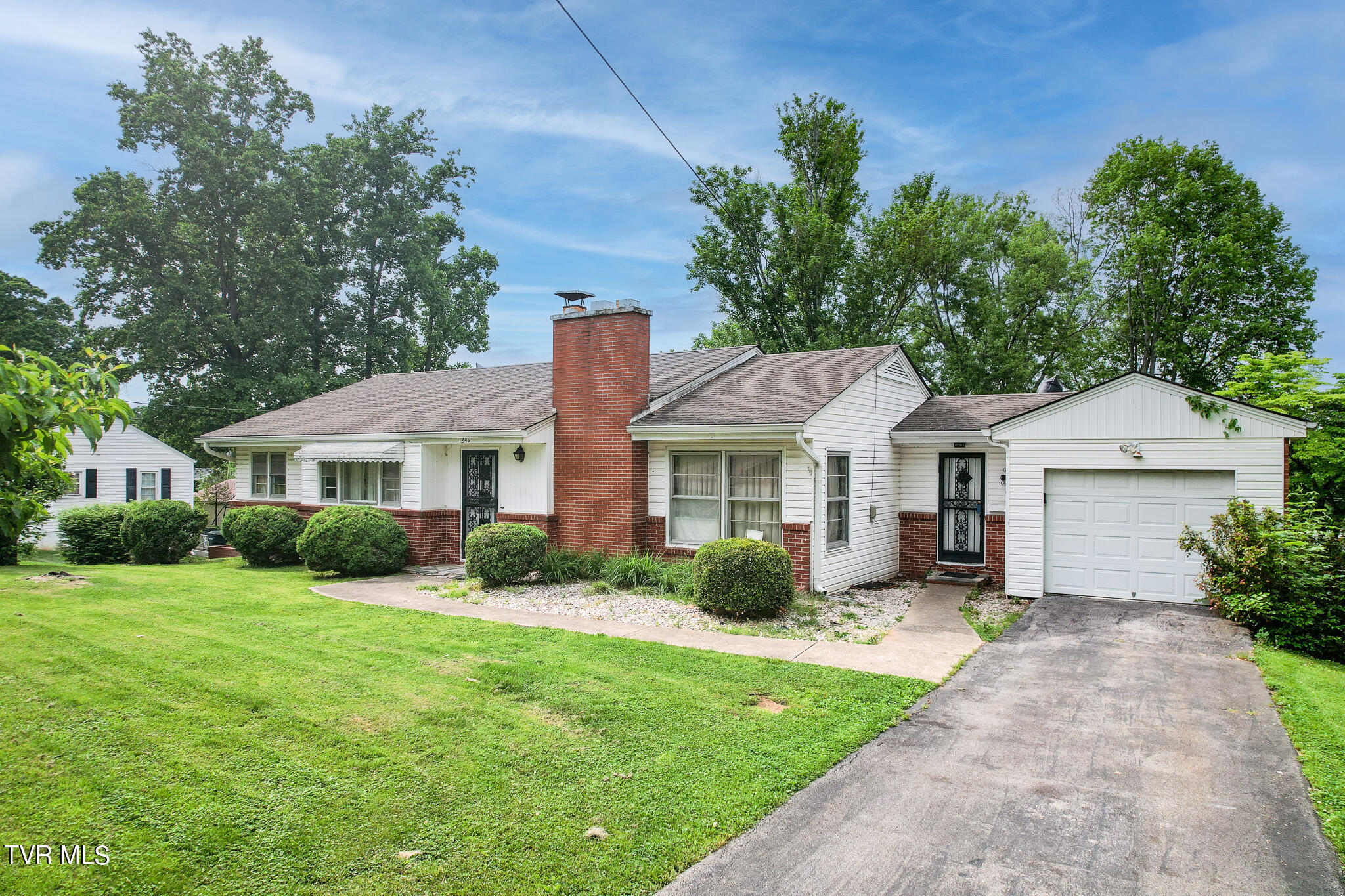 1249 Robinhood Road Greeneville, TN 37745 - Photo 29 of 38 29