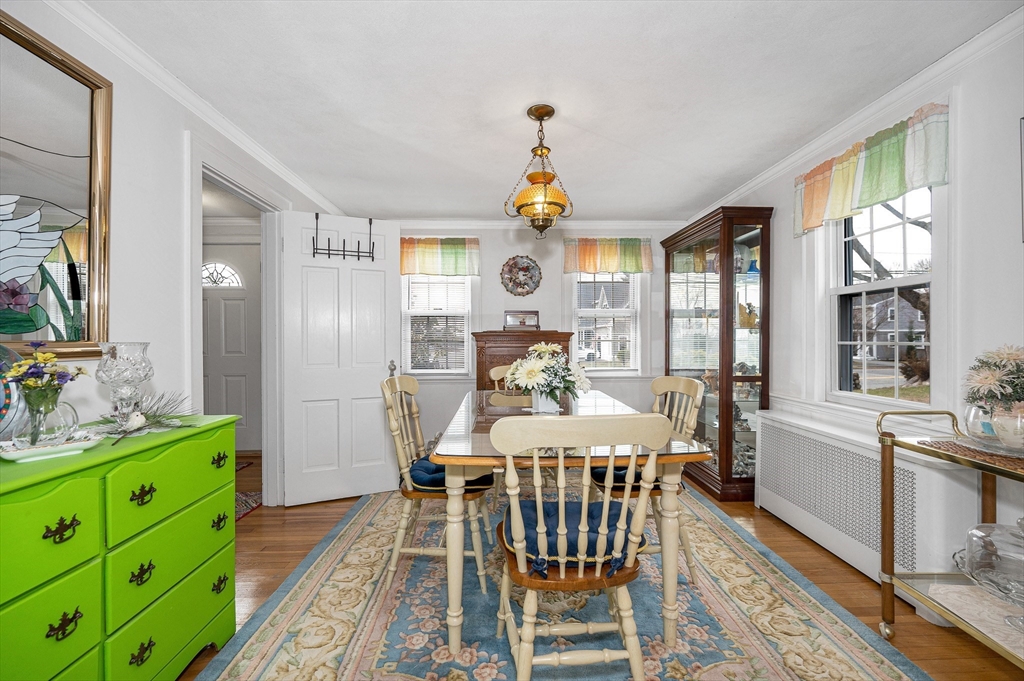 41 High Street Stoneham, MA 02180 - Photo 11 of 38