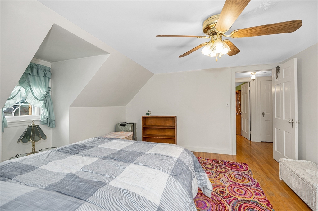 41 High Street Stoneham, MA 02180 - Photo 21 of 38