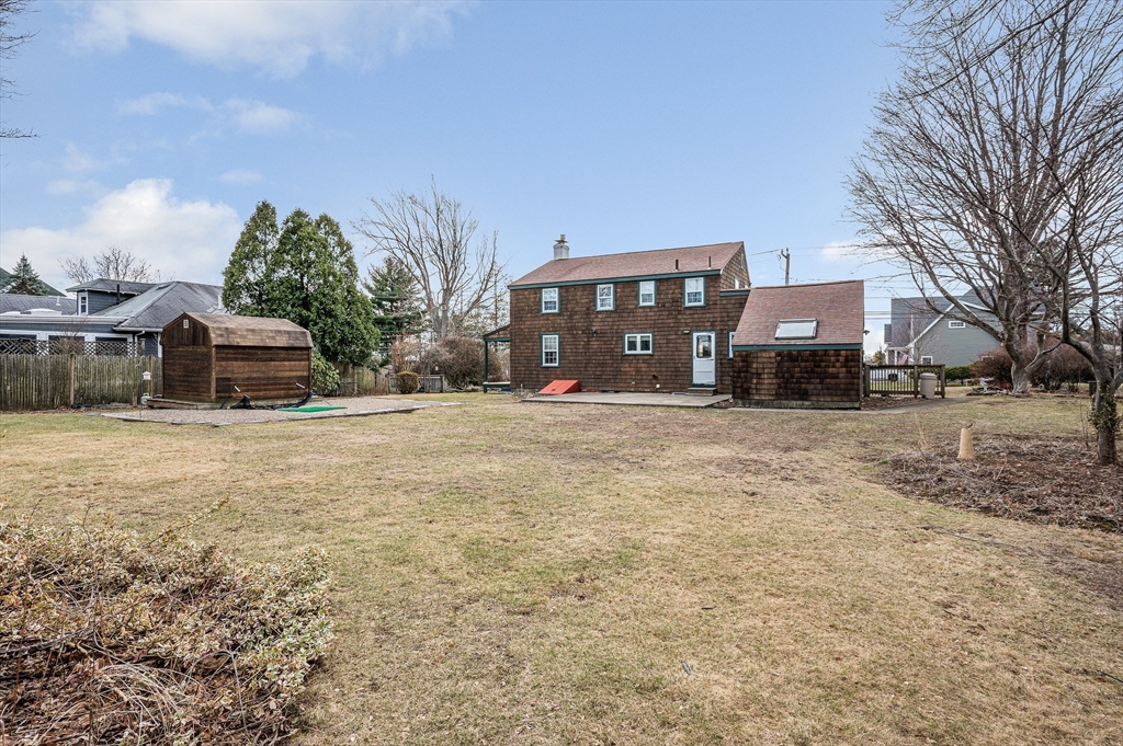 41 High Street Stoneham, MA 02180 - Photo 28 of 38