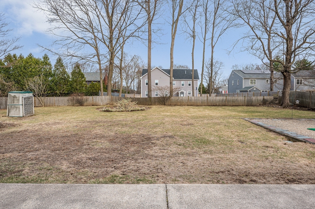 41 High Street Stoneham, MA 02180 - Photo 31 of 38