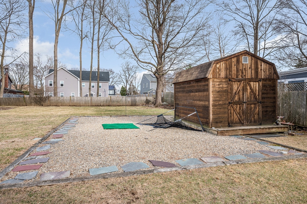 41 High Street Stoneham, MA 02180 - Photo 32 of 38