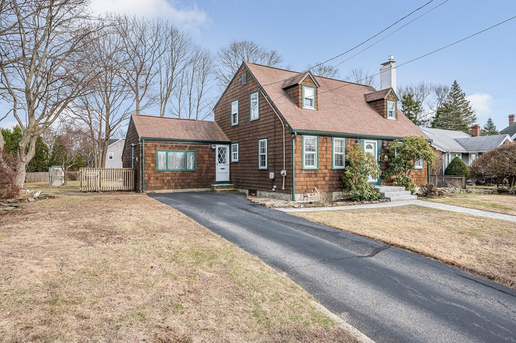 41 High Street Stoneham, MA 02180 - Photo 35 of 38