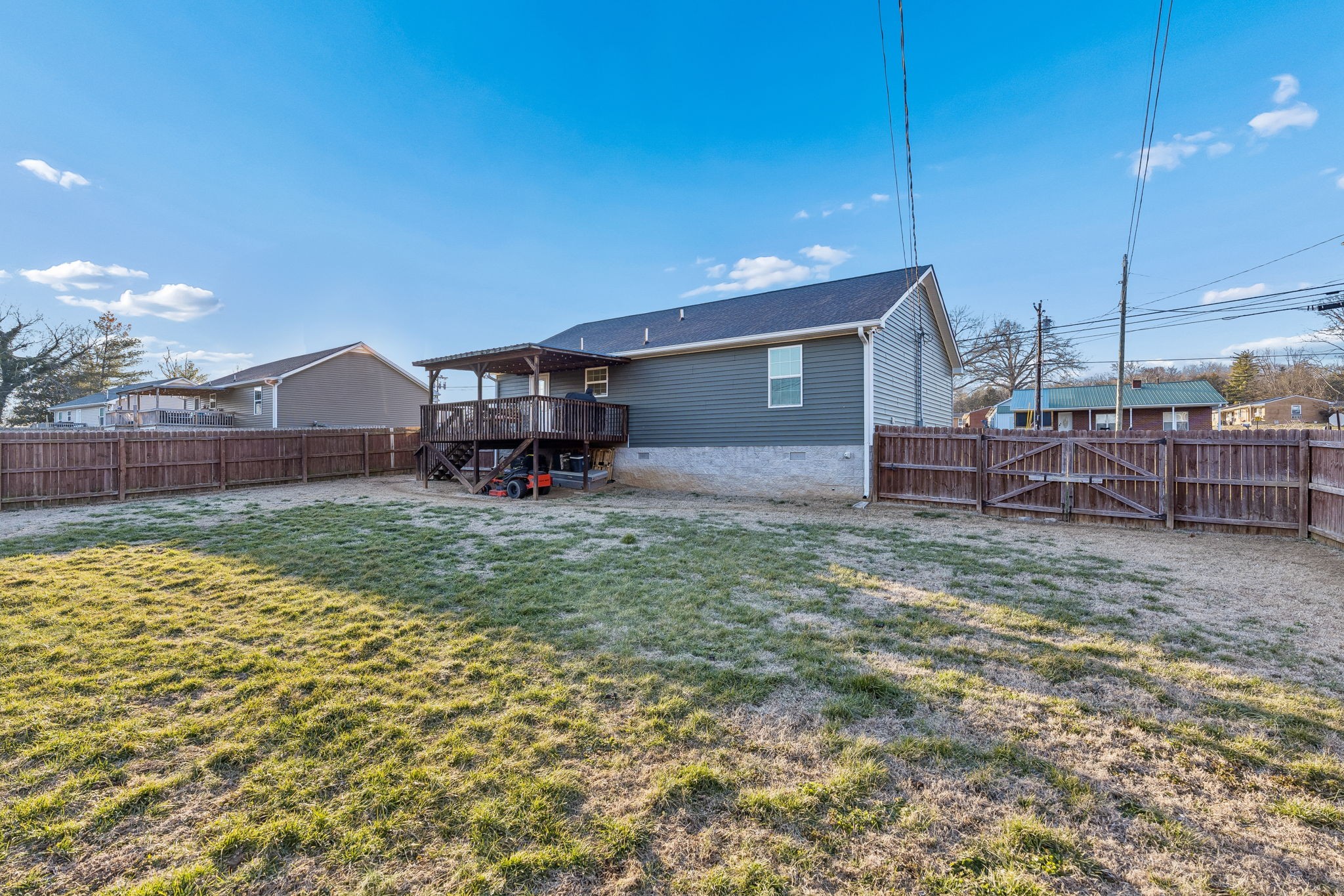 460 Edgewood Street Alexandria, TN 37012 - Photo 21 of 22 a view of a house with a yard