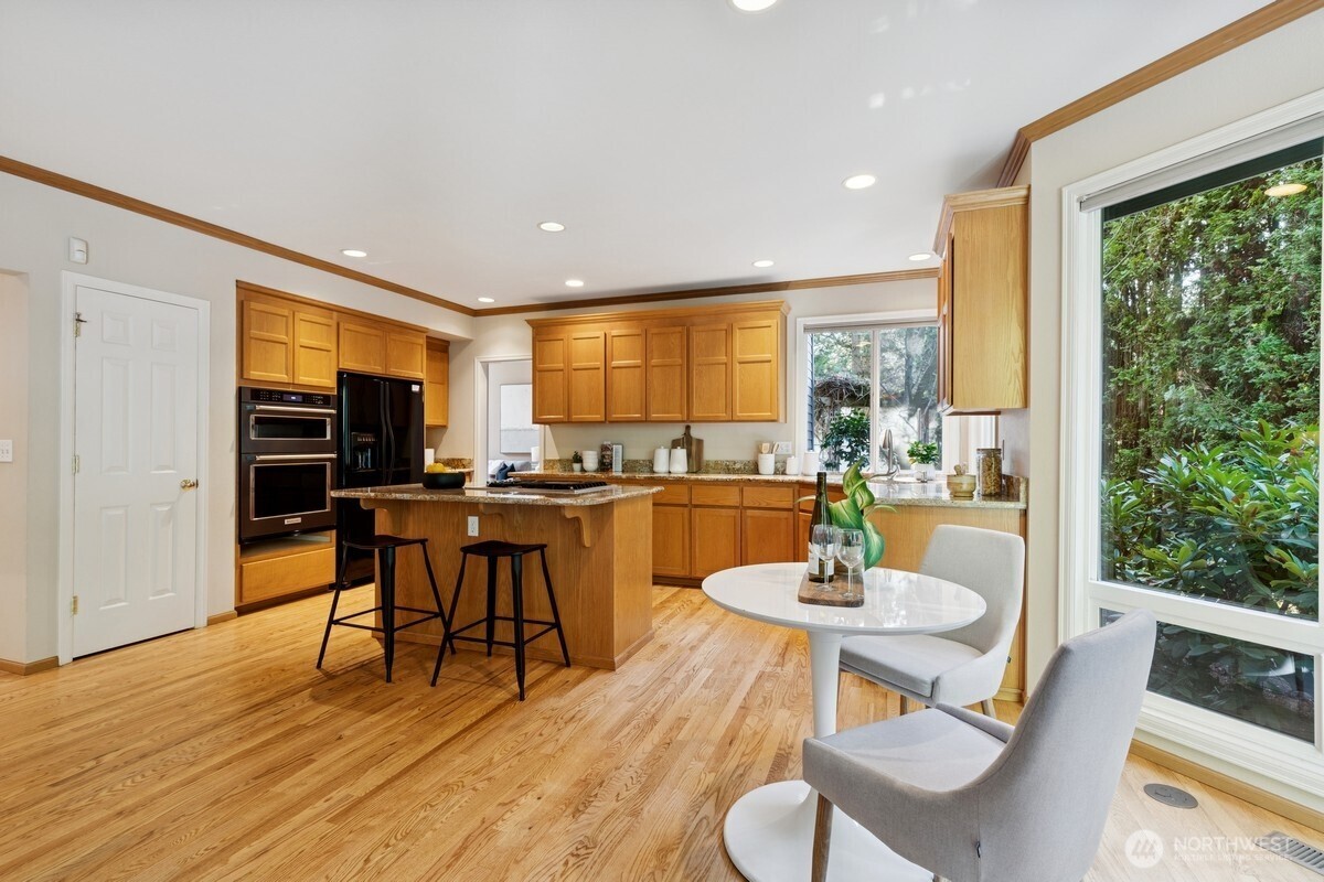 2910 213th Street Southeast Bothell, WA 98021 - Photo 15 of 39