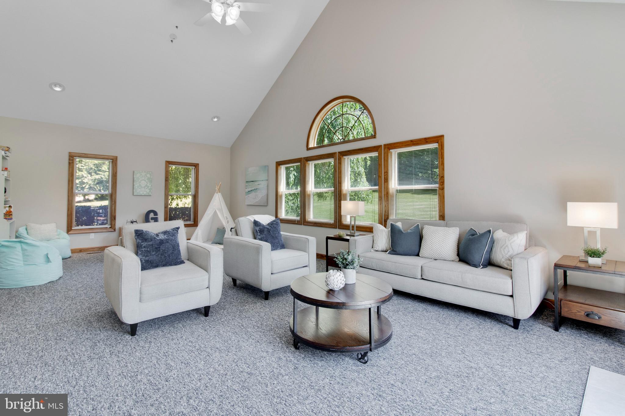223 Hill Road Elverson, PA 19520 - Photo 20 of 53 Family Room
