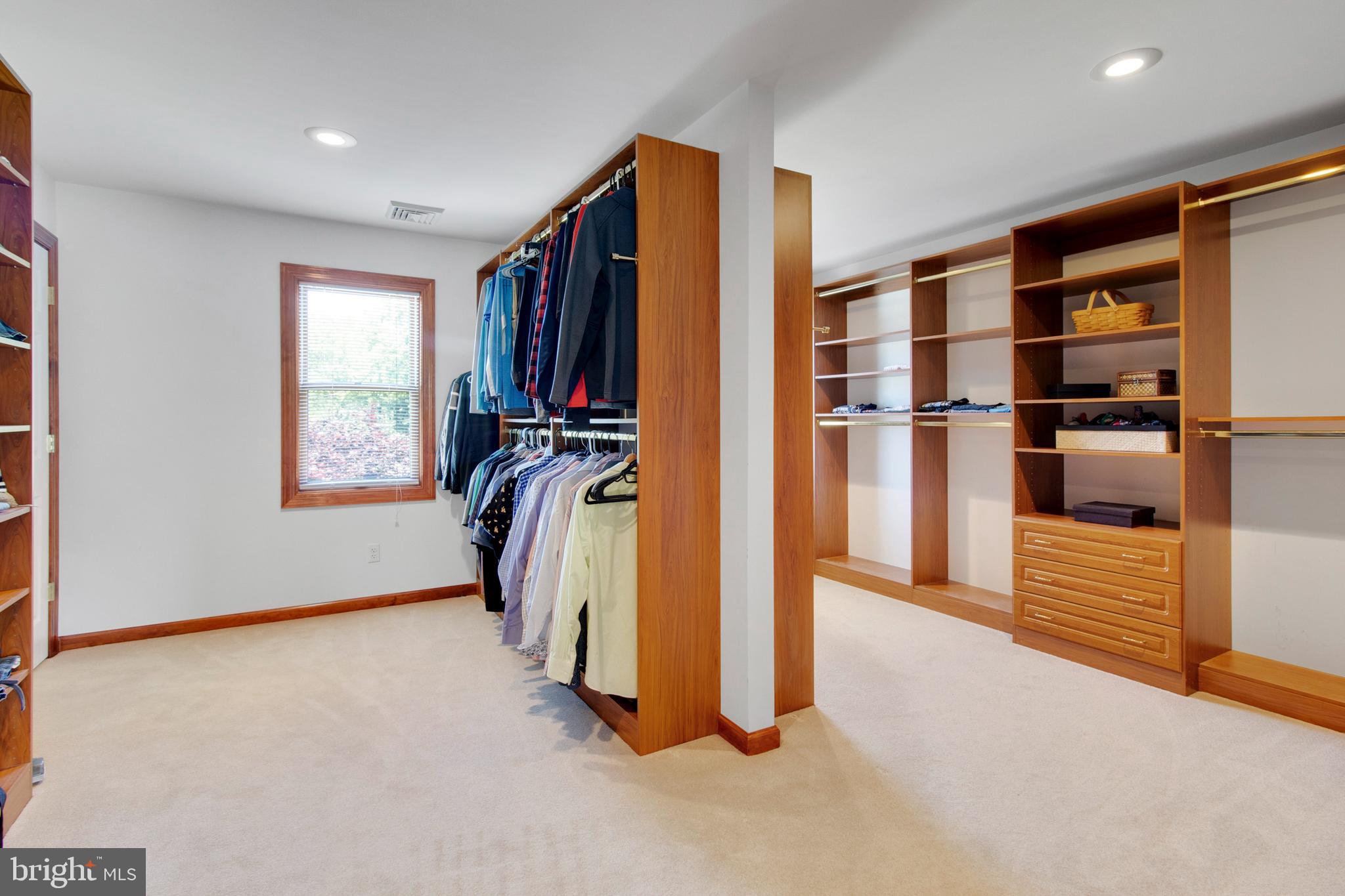 223 Hill Road Elverson, PA 19520 - Photo 29 of 53 Walk-in Closet