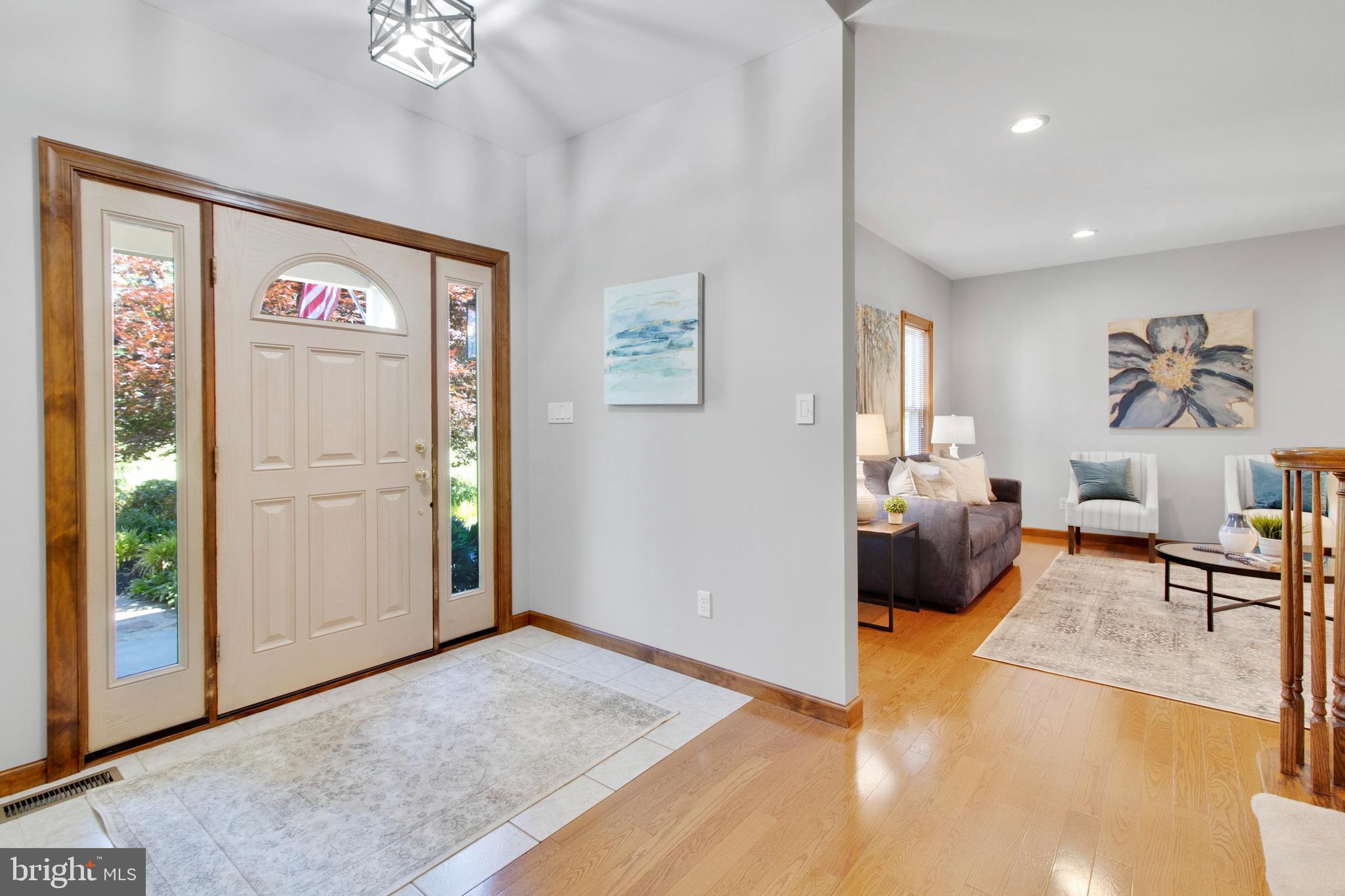 223 Hill Road Elverson, PA 19520 - Photo 7 of 53 Foyer