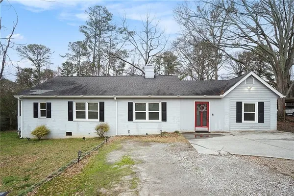 front view of house with a yard