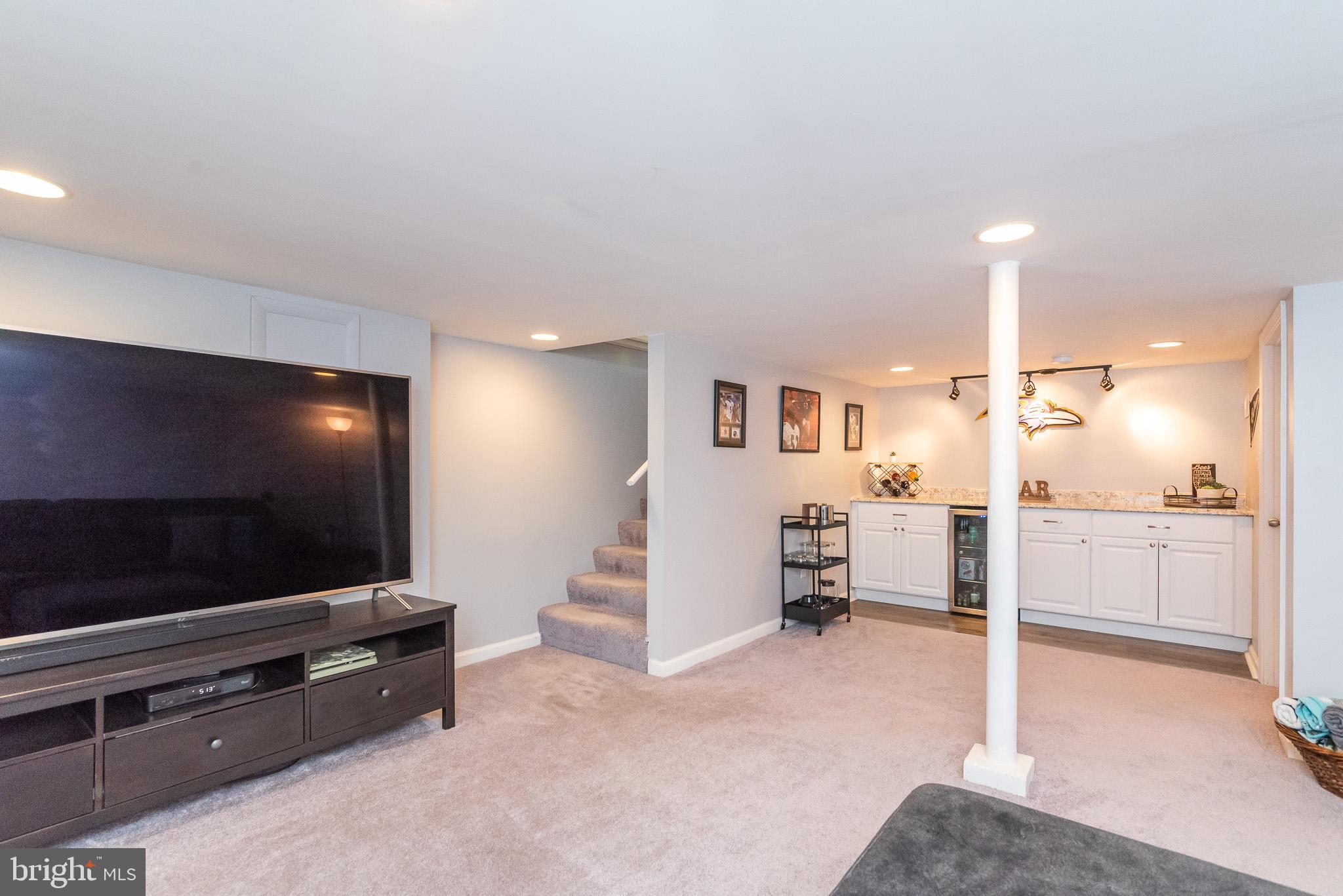 300 Sassafras Road Baltimore, MD 21221 - Photo 41 of 52 Family Room