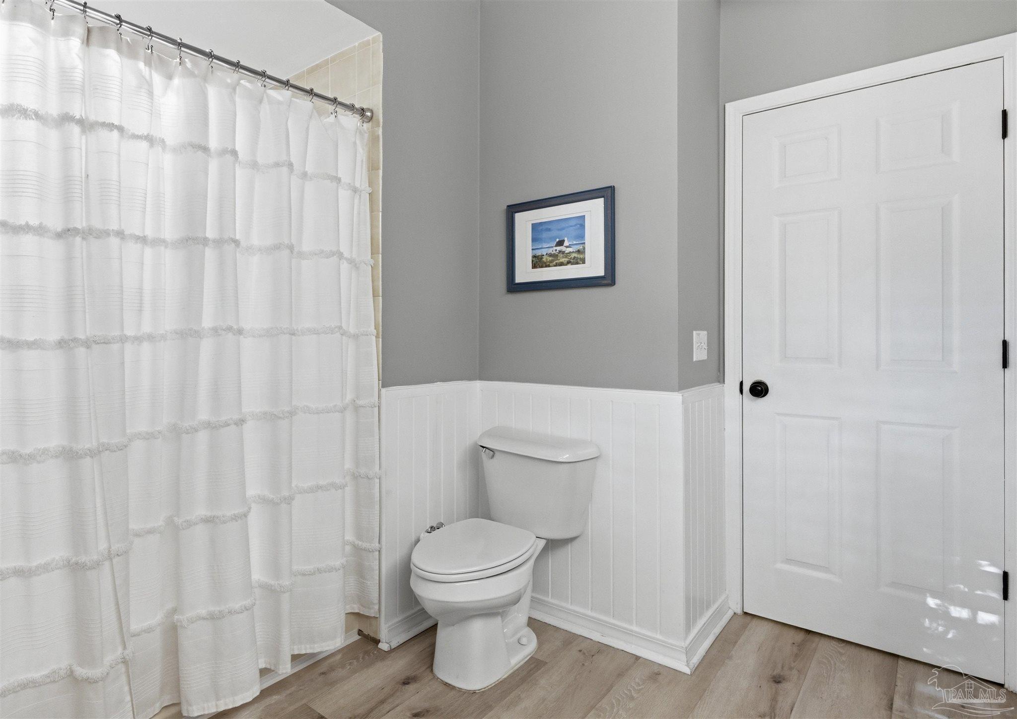 2437 West Bayshore Road Gulf Breeze, FL 32563 - Photo 32 of 62