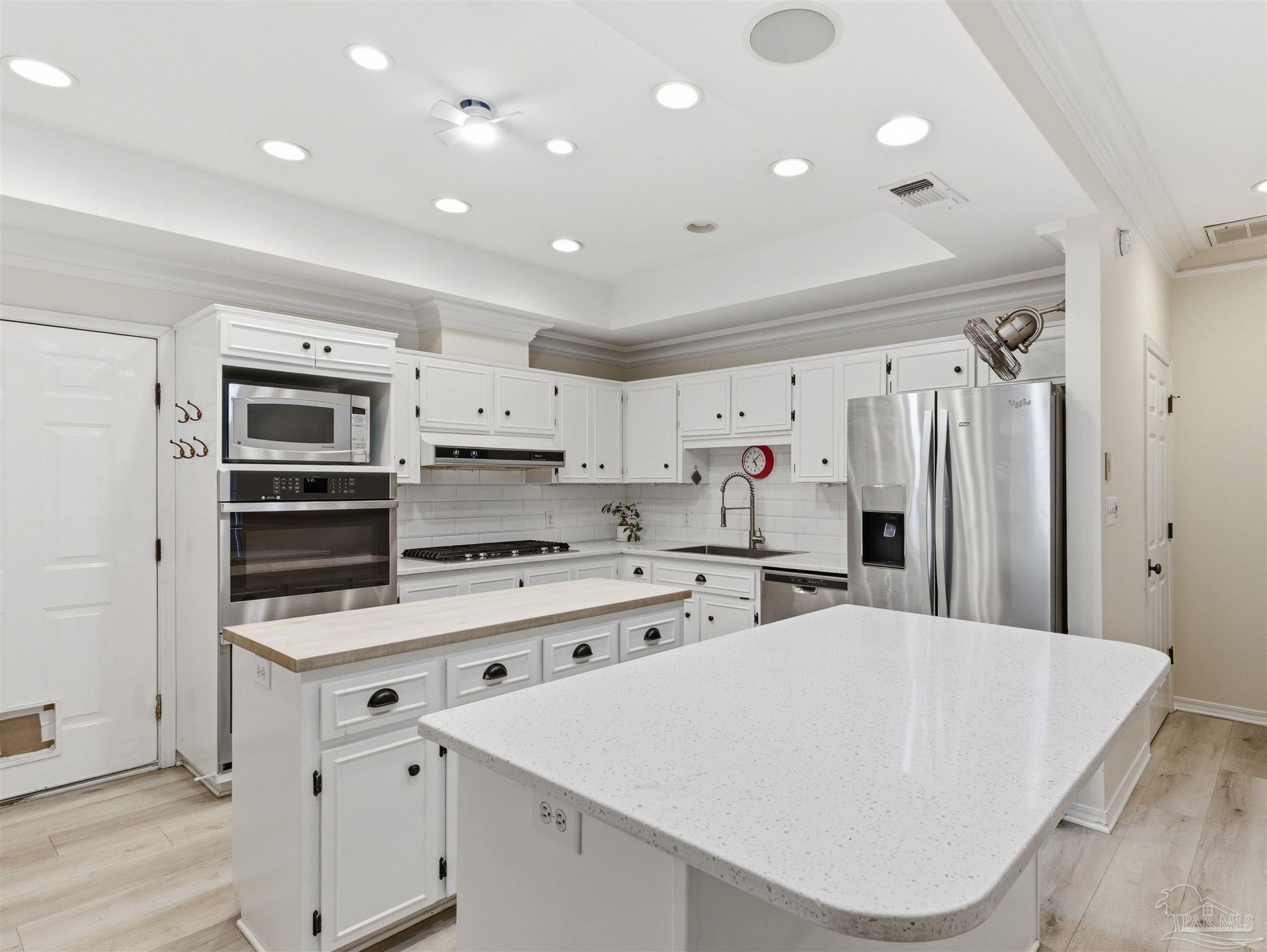 2437 West Bayshore Road Gulf Breeze, FL 32563 - Photo 4 of 62