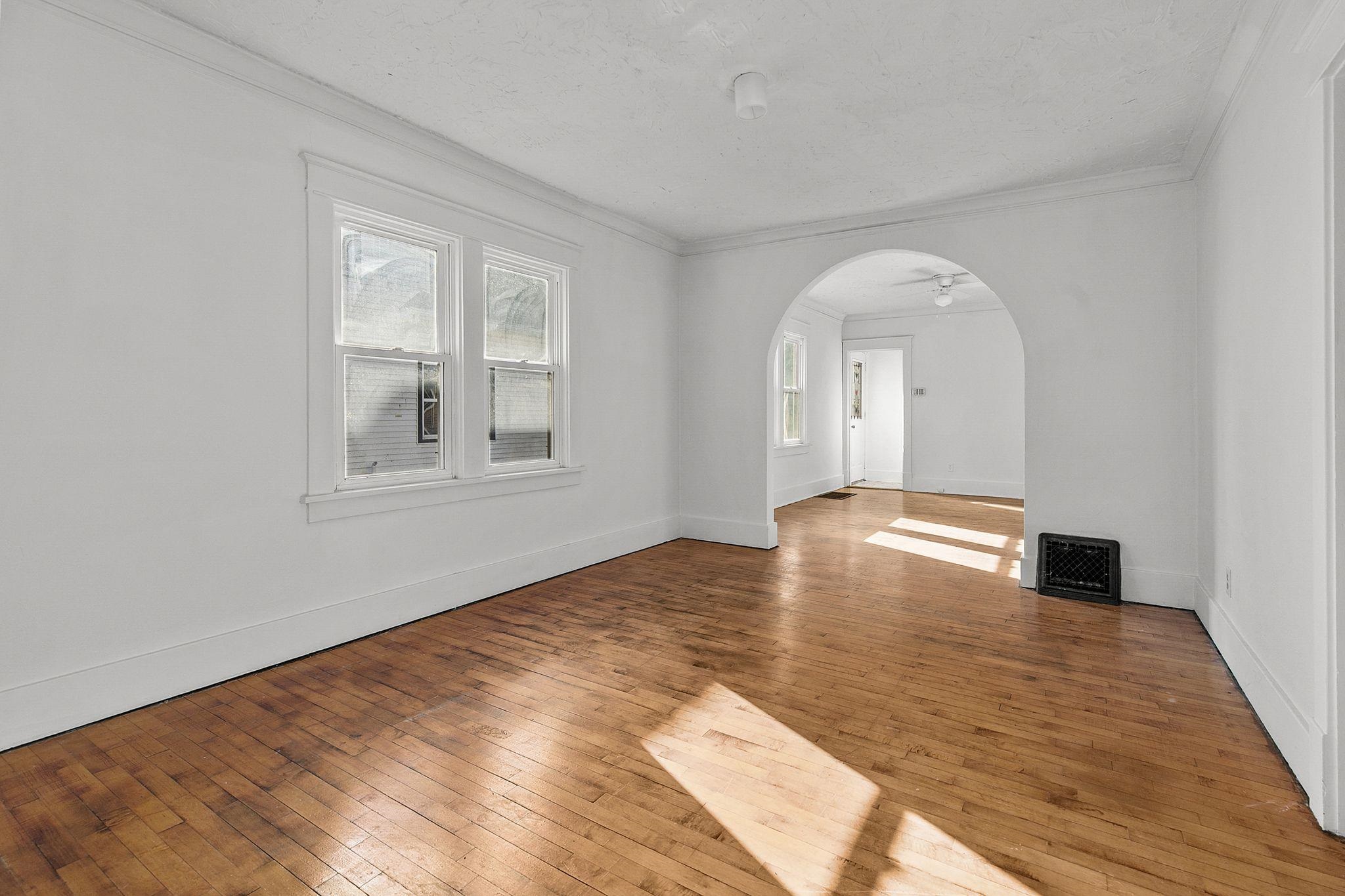 508 Tayco Street Menasha, WI 54952 - Photo 14 of 34