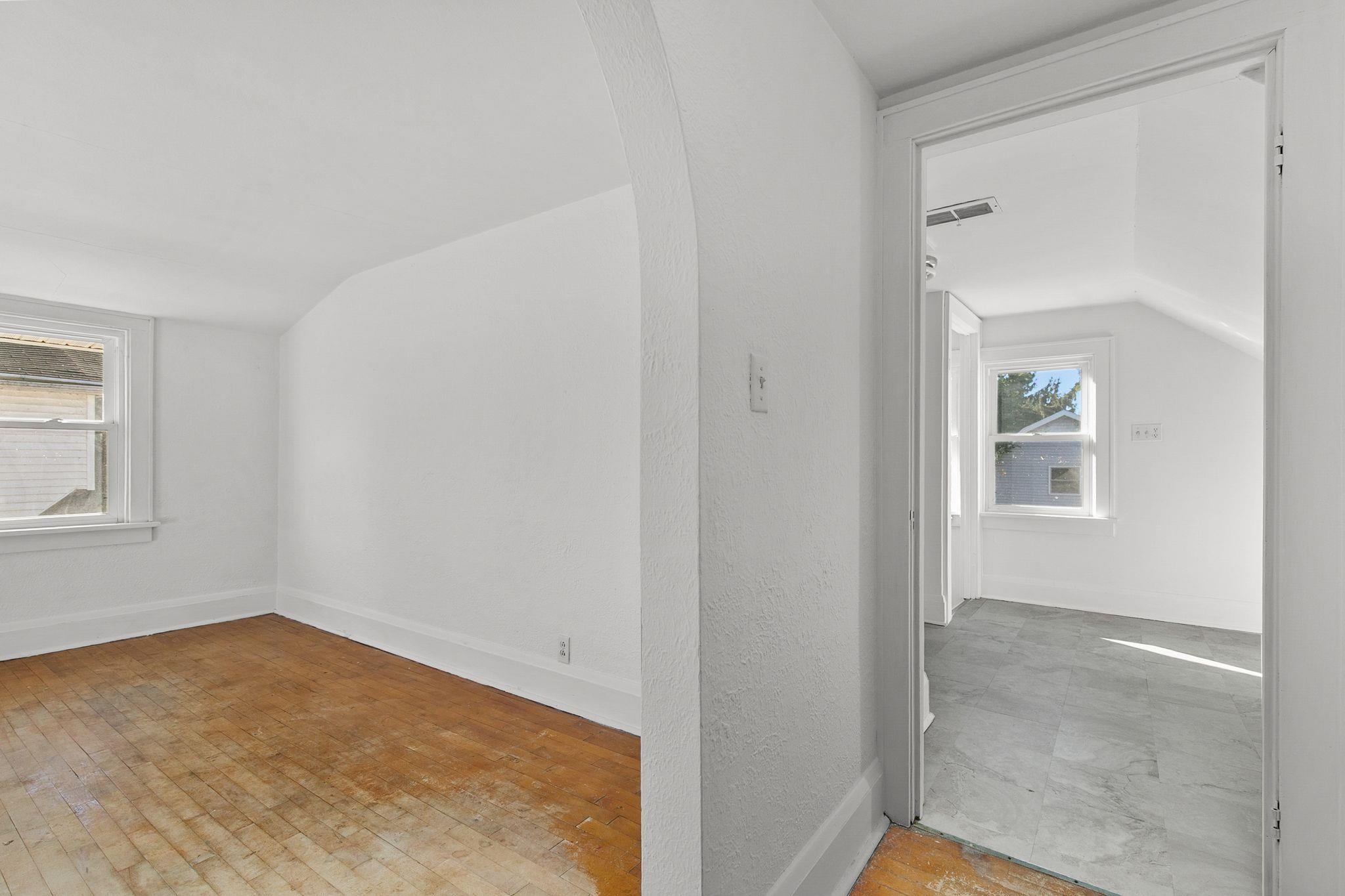 508 Tayco Street Menasha, WI 54952 - Photo 24 of 34