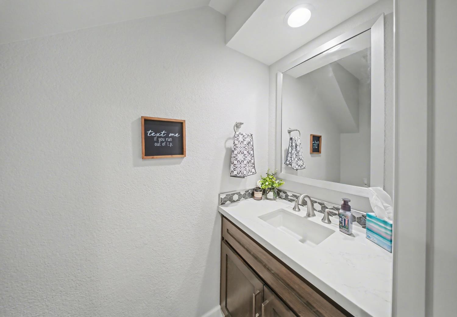 216 Tiffany Circle Ripon, CA 95366 - Photo 12 of 26