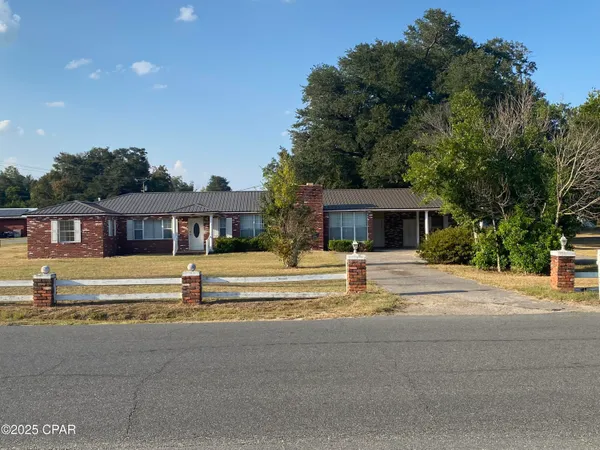 $275,000 | 6920 Florida Street, Grand Ridge, FL 32442