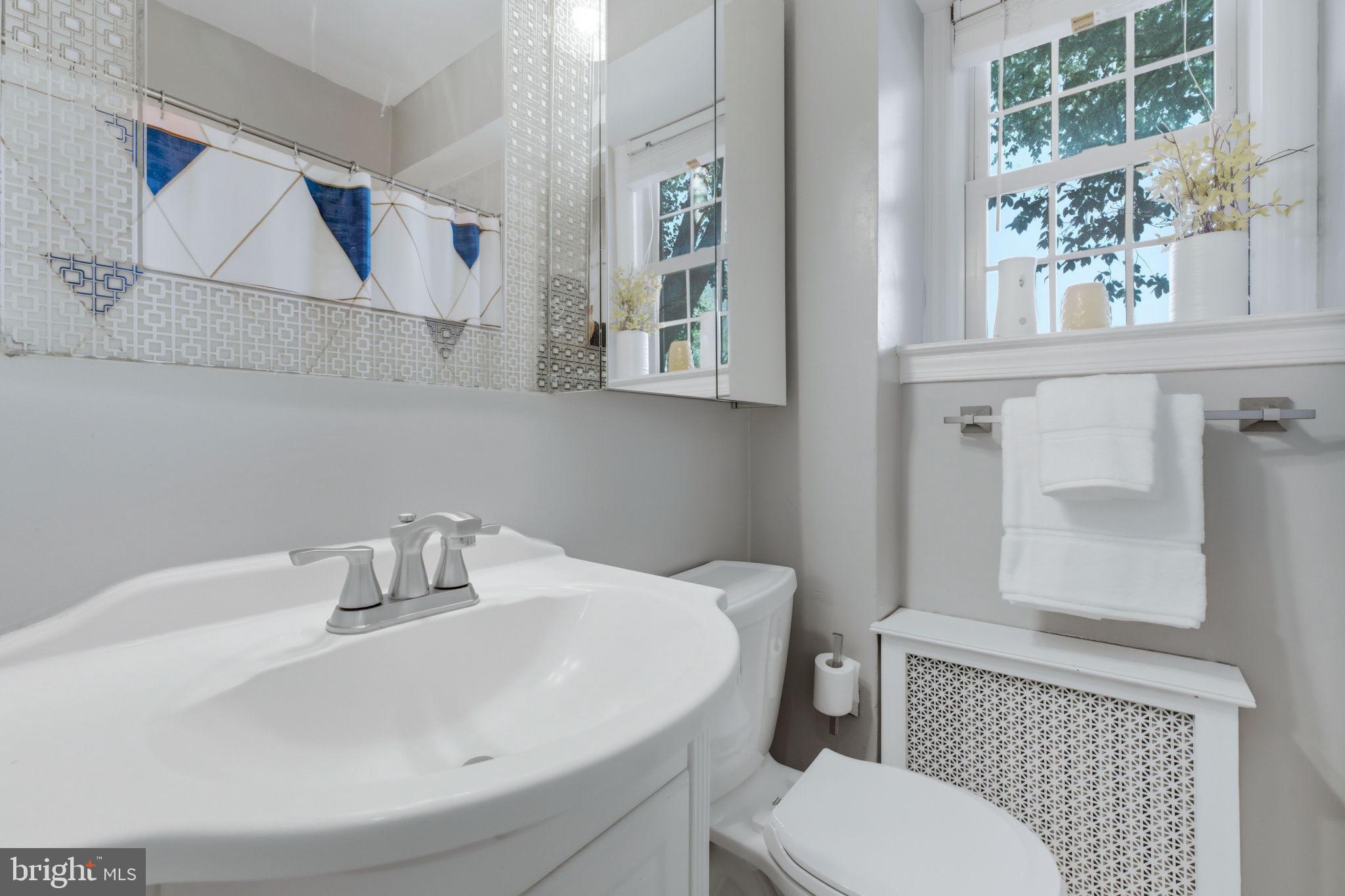 3925 Davis Place Northwest, Unit B7 Washington, DC 20007 - Photo 20 of 25