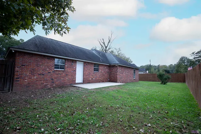 $215,000 | 12501 Hidden Ridge Drive, Walker, LA 70785