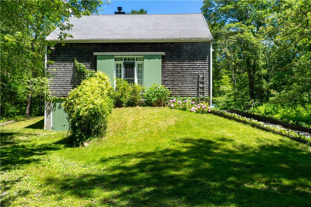 140 John Dyer Road Little Compton, RI 02837 - Photo 1 of 31