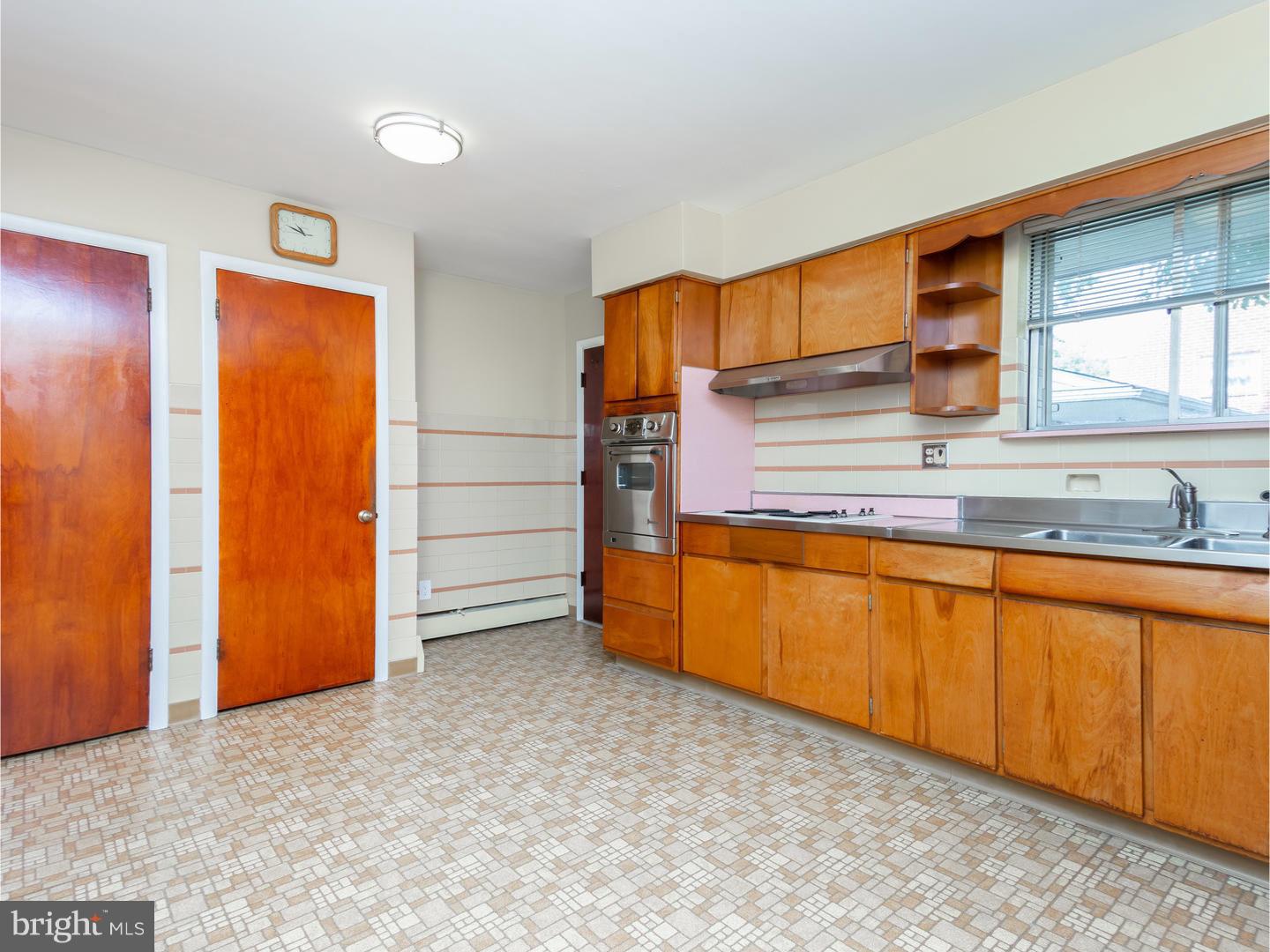605 East Ridley Avenue Ridley Park, PA 19078 - Photo 12 of 22 Gallery Image 12