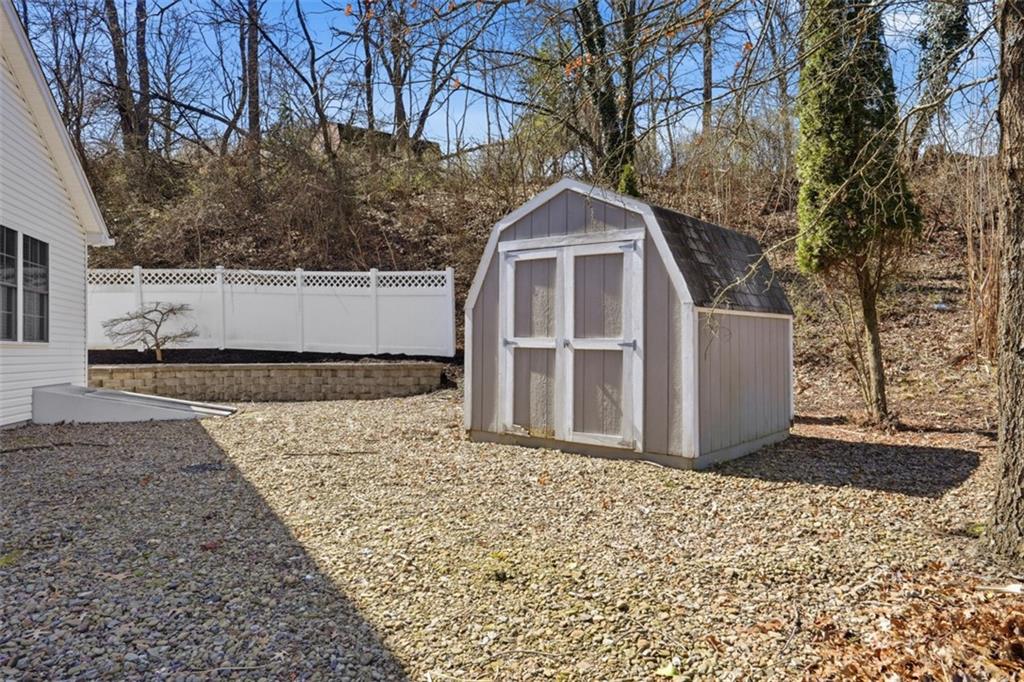 2339 Mcdevitt Road Sewickley, PA 15143 - Photo 49 of 50