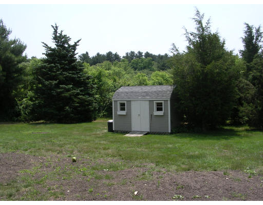 8 Hillcrest Road Kingston, MA 02364 - Photo 3 of 3 Gallery Image 3