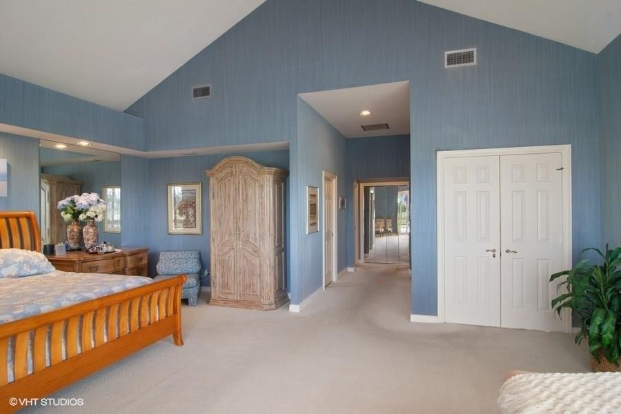 2160 Golfview Lane Stuart, FL 34996 - Photo 9 of 39 a view of hall way with furniture