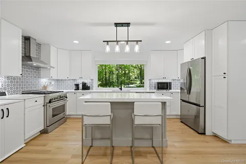 $999,000 | 61 Cliffside Lane, Mount Kisco, NY 10549