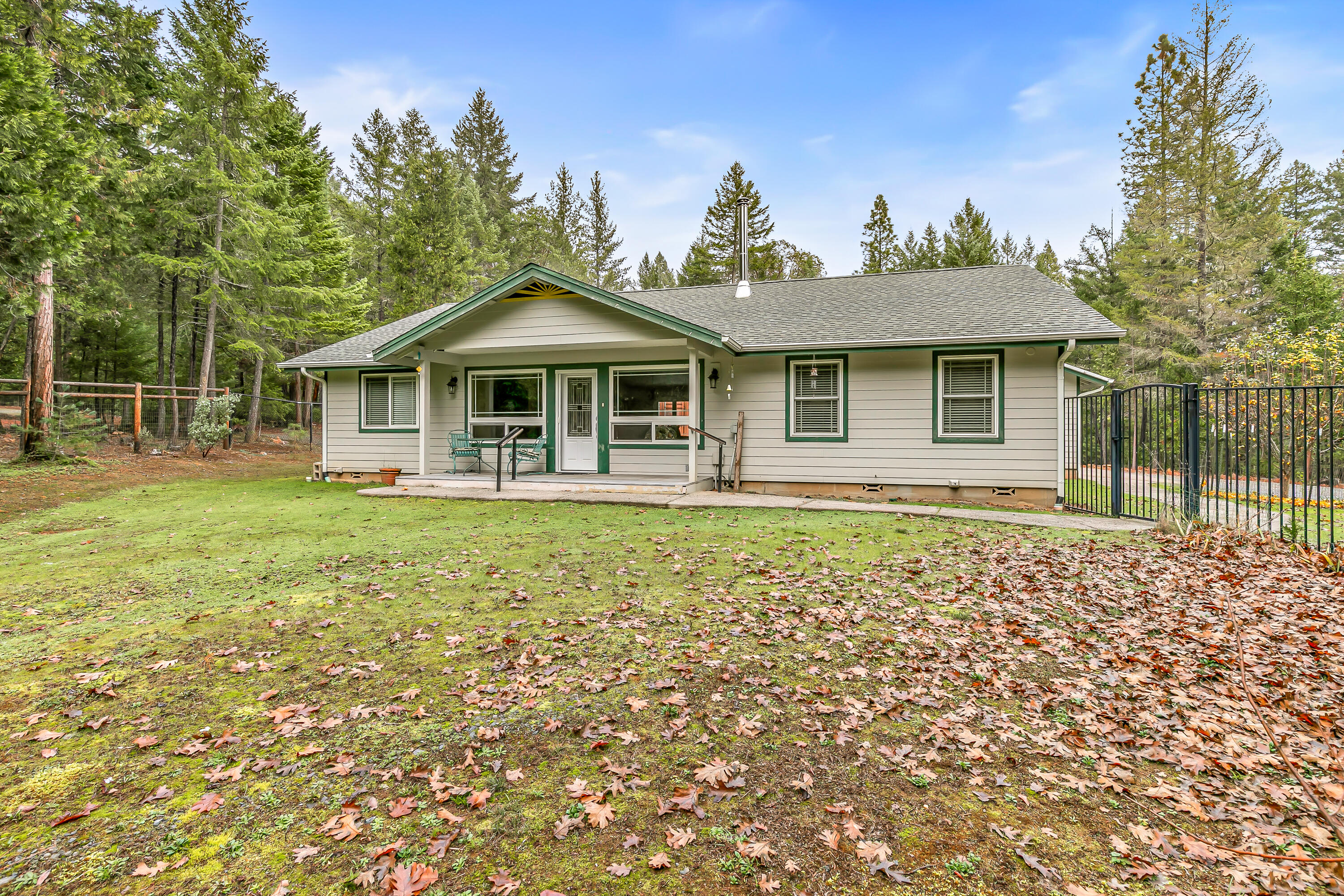 4059 Ditch Creek Road Rogue River, OR 97537 - Photo 43 of 54
