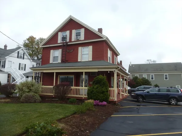 $2,500 | 380 Main Street, Unit 1, Wilmington, MA 01887
