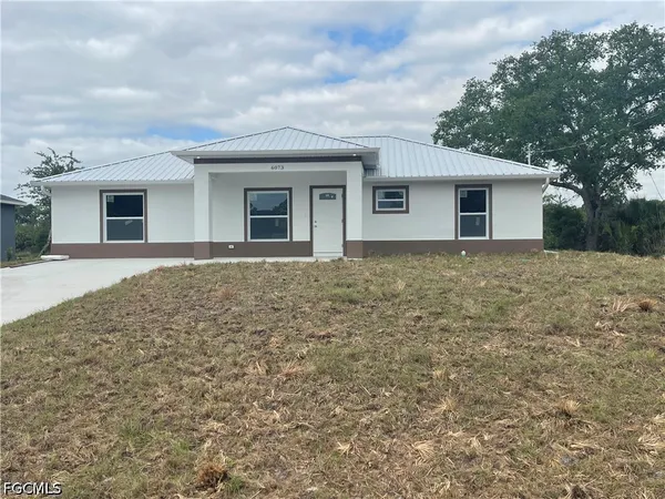 $292,900 | 6073 Kumquat Circle, LaBelle, FL 33935