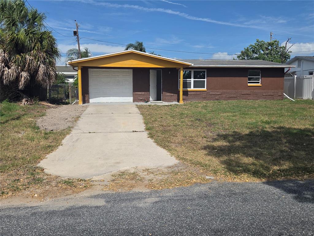 4645 Irene Loop New Port Richey, FL 34652 - Photo 2 of 31