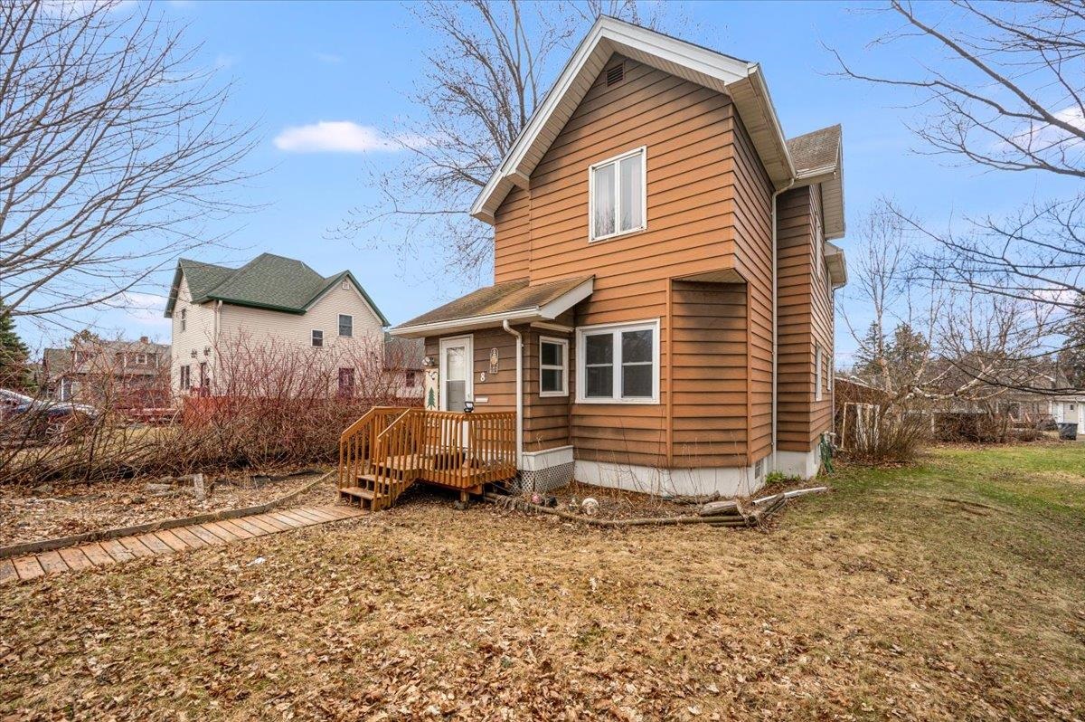 8 4th Street Proctor, MN 55810 - Photo 2 of 17