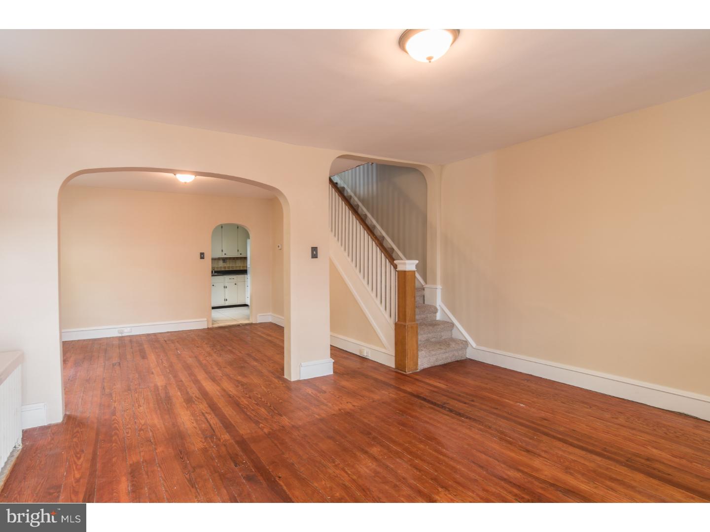 607 Nutt Road Phoenixville, PA 19460 - Photo 4 of 18 Living Room