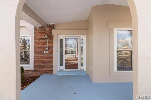 $550,000 | 1203 Beaver Creek Road, Chesterfield, MO 63017