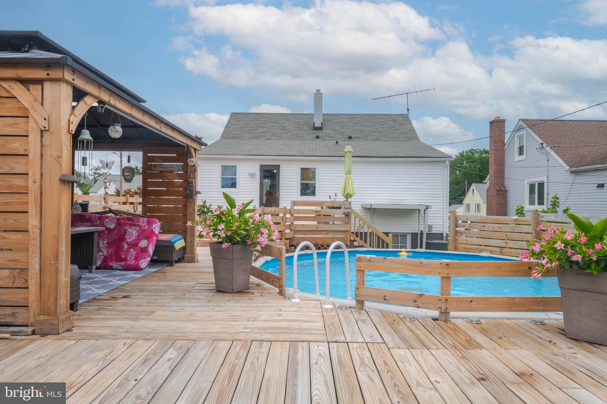 100 South Stuart Street Baltimore, MD 21221 - Photo 41 of 49 Endless Summer Fun