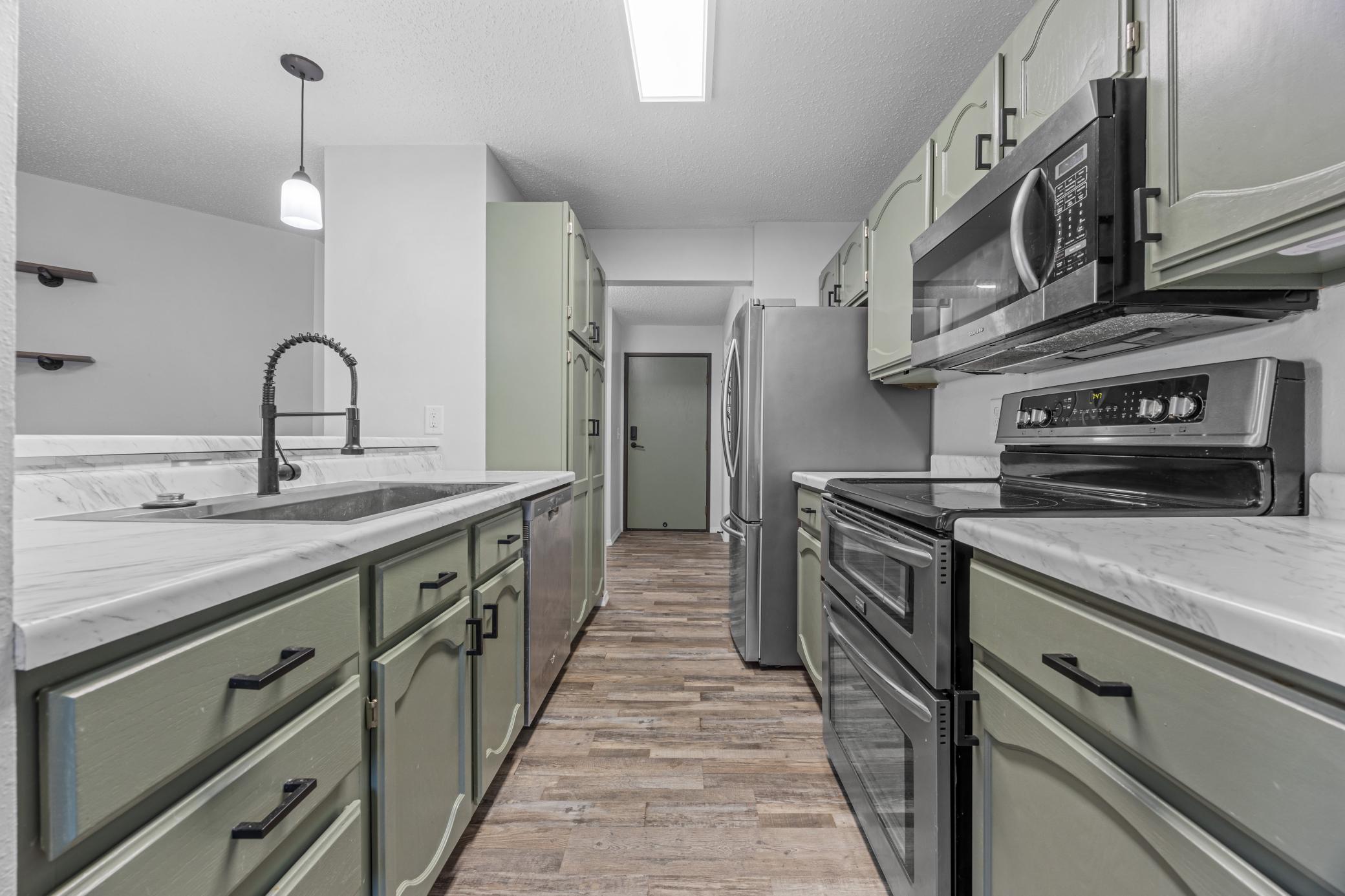 2535 25th Street South, Unit B203 Fargo, ND 58103 - Photo 7 of 29