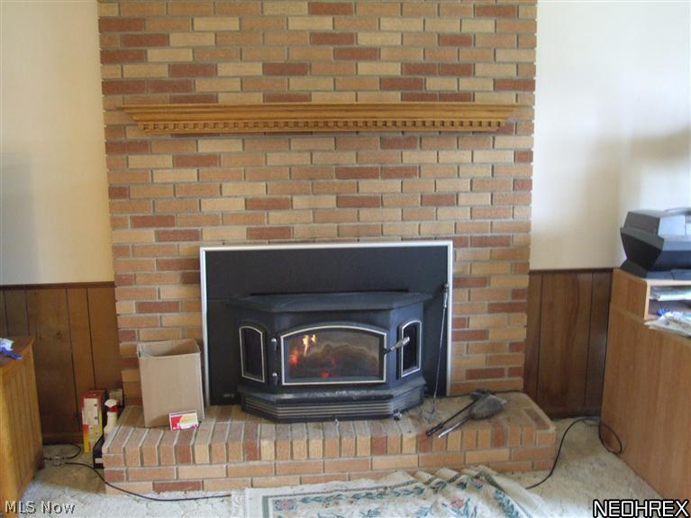 2413 Remsen Road Medina, OH 44256 - Photo 9 of 23 FAMILY ROOM FIREPLACE
