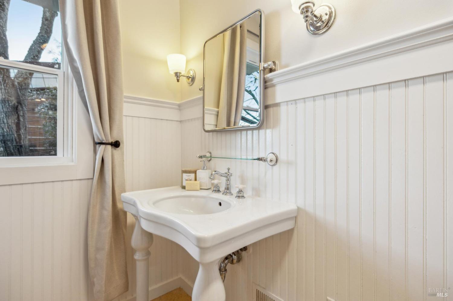 981 Greenhill Road Mill Valley, CA 94941 - Photo 57 of 91