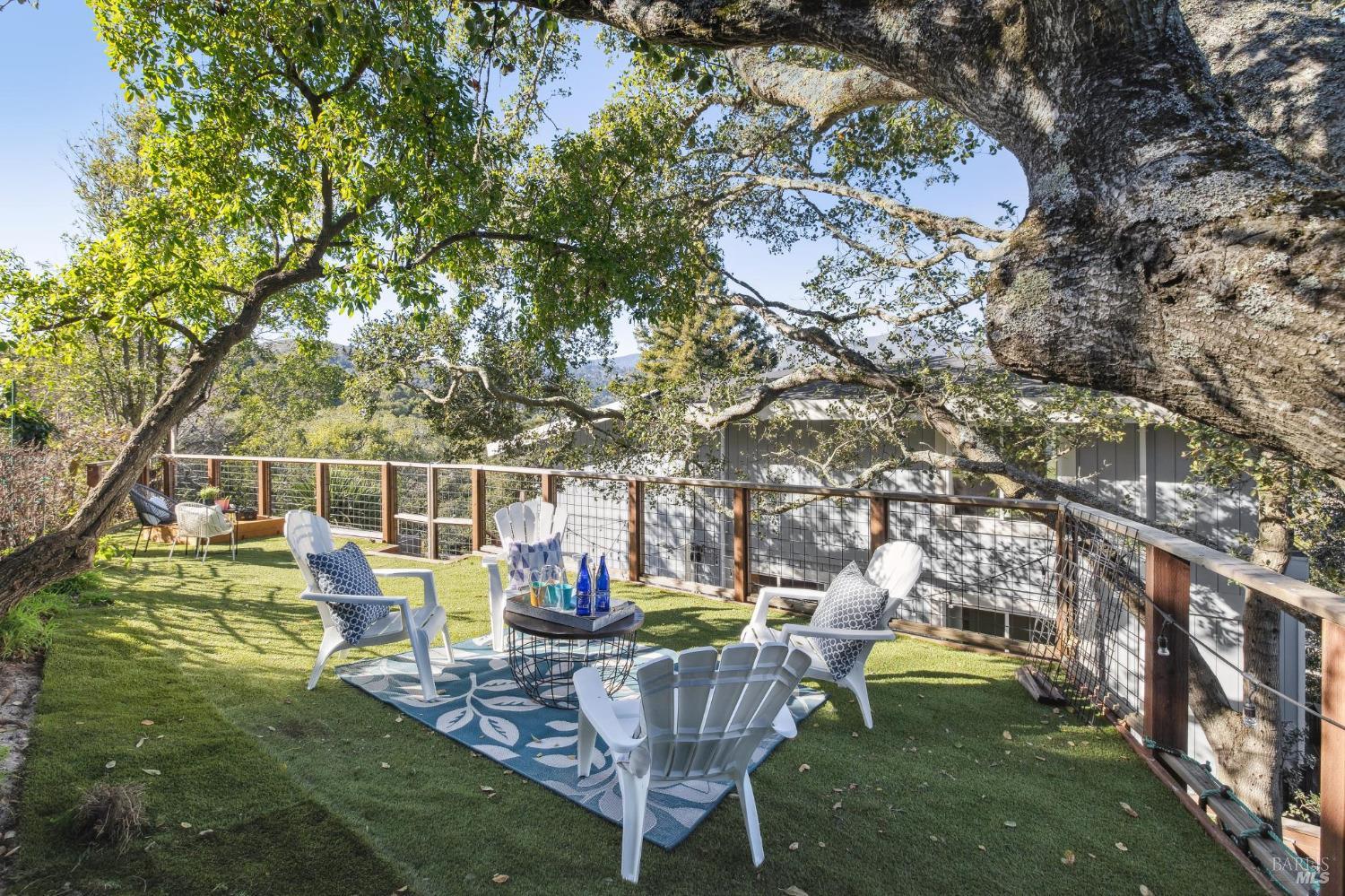 981 Greenhill Road Mill Valley, CA 94941 - Photo 69 of 91 a view of a chairs and table in the patio