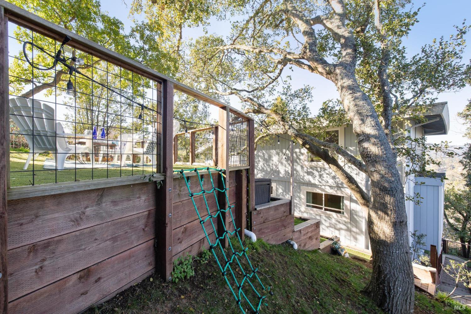 981 Greenhill Road Mill Valley, CA 94941 - Photo 75 of 91 a view of outdoor space and yard