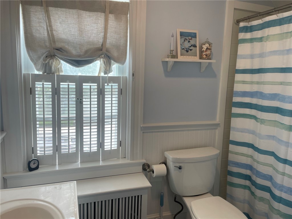 11 Eastnor Road Newport, RI 02840 - Photo 21 of 27